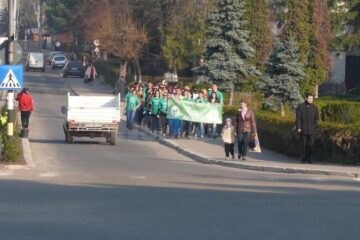 Proiectul “Eco Desire” s-a încheiat ieri cu un marș desfășurat prin municipiul Fălticeni