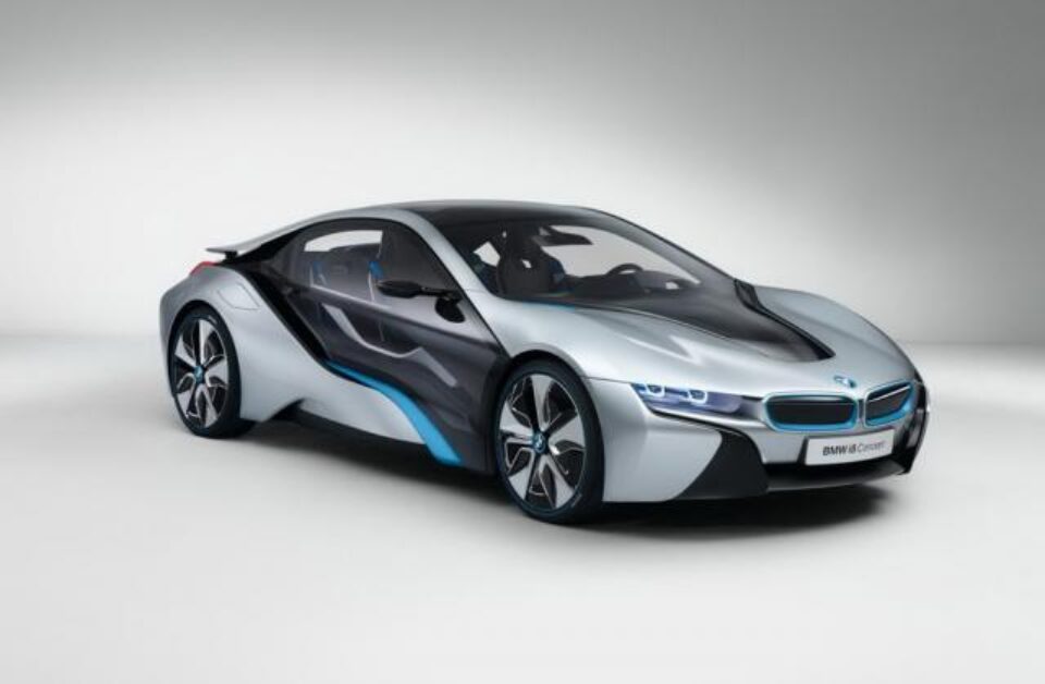 BMW i8 va fi disponibil începând de anul viitor