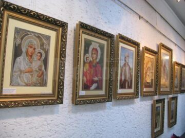 Expoziția de icoane-goblen „Bucuria Învierii Domnului”