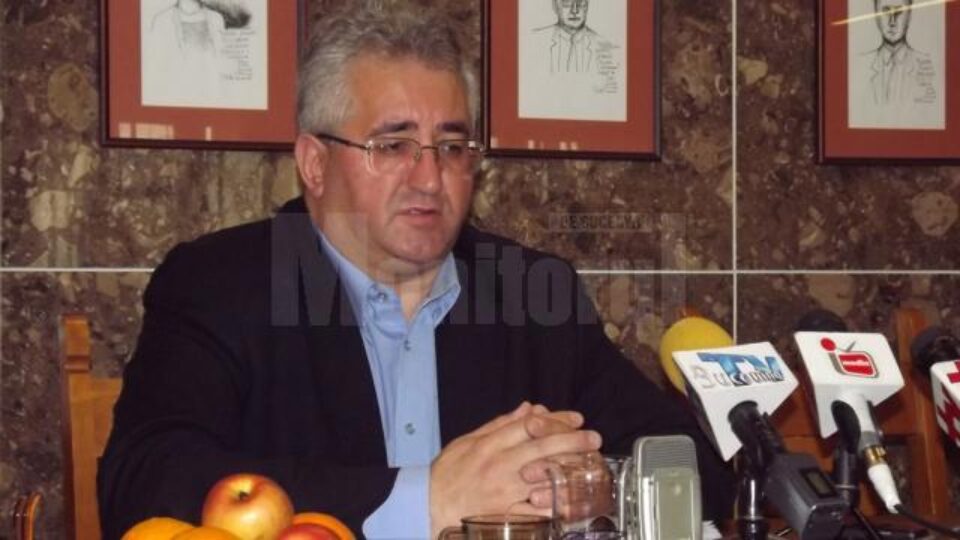 Ion Lungu: „Realizarea noii centrale este un proiect care s-a născut dintr-o disperare, de asigurare a încălzirii Sucevei, nu este un moft al lui Lungu sau interesul cuiva” Ion Lungu: „Realizarea noii centrale este un proiect care s-a născut dintr-o disperare, de asigurare a încălzirii Sucevei, nu este un moft al lui Lungu sau interesul cuiva”