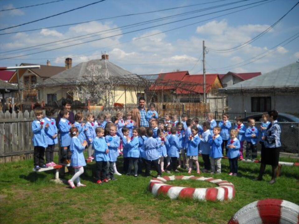 Preșcolarii de la Grădinița „Lizuca” militează pentru dreptul la educație