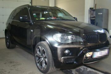 BMW X5 furat din Italia