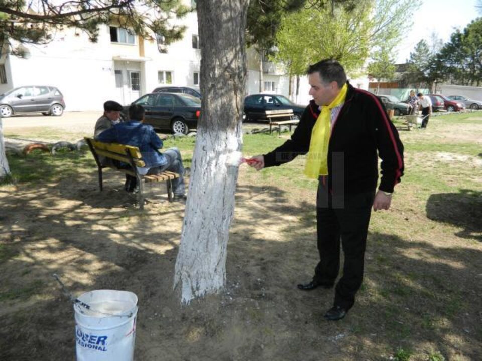 Acțiune de ecologizare inițiată de către deputatul USL Constantin Galan