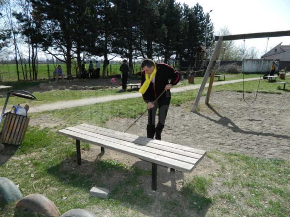 Acțiune de ecologizare inițiată de către deputatul USL Constantin Galan