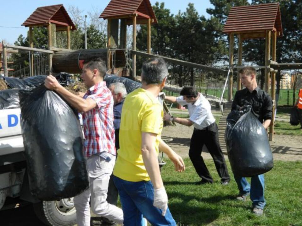 Acțiune de ecologizare inițiată de către deputatul USL Constantin Galan