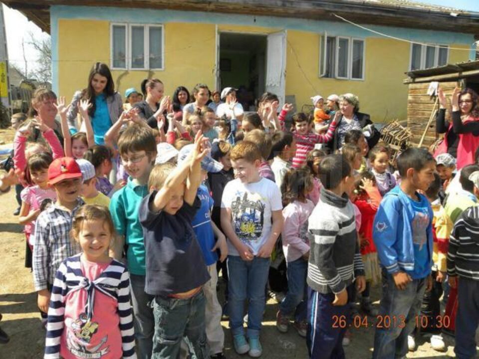 Acțiune caritabilă pentru preșcolarii din Gulia
