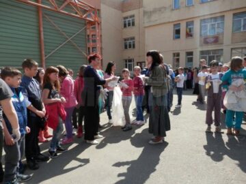Activitate de curățenie în cartierul Obcini