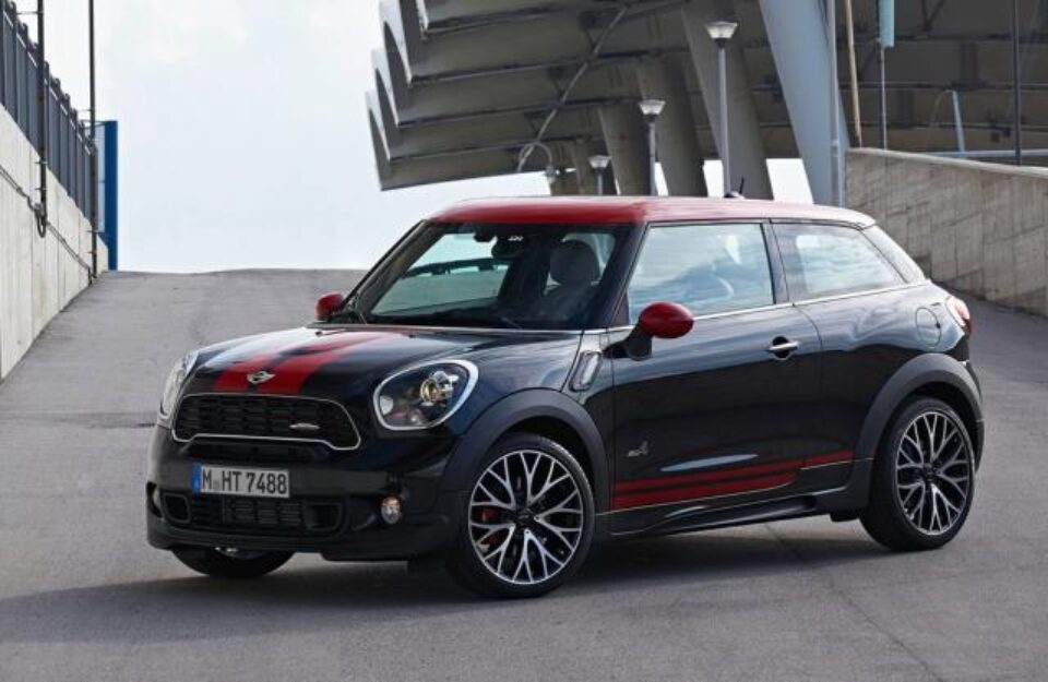MINI Paceman John Cooper Works a debutat în România