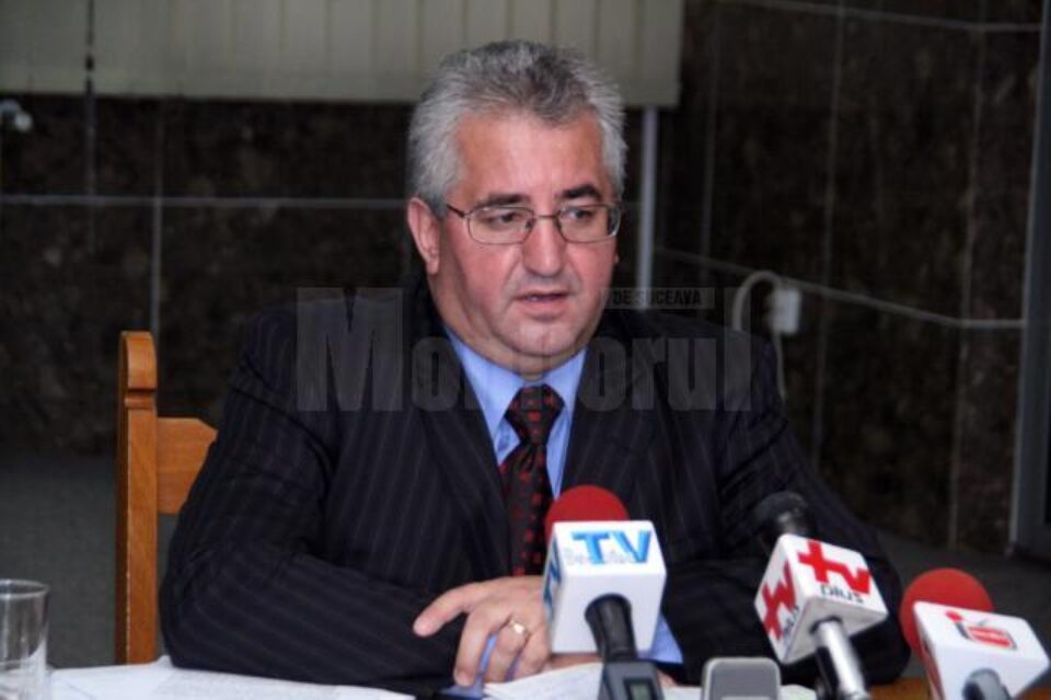 Ion Lungu: „Sperăm ca după încheierea acestui ultim act, cei de la Bioenergy să se mobilizeze la maxim, pentru a finaliza lucrările pe 9 noiembrie 2013” Ion Lungu: „Sperăm ca după încheierea acestui ultim act, cei de la Bioenergy să se mobilizeze la maxim, pentru a finaliza lucrările pe 9 noiembrie 2013”
