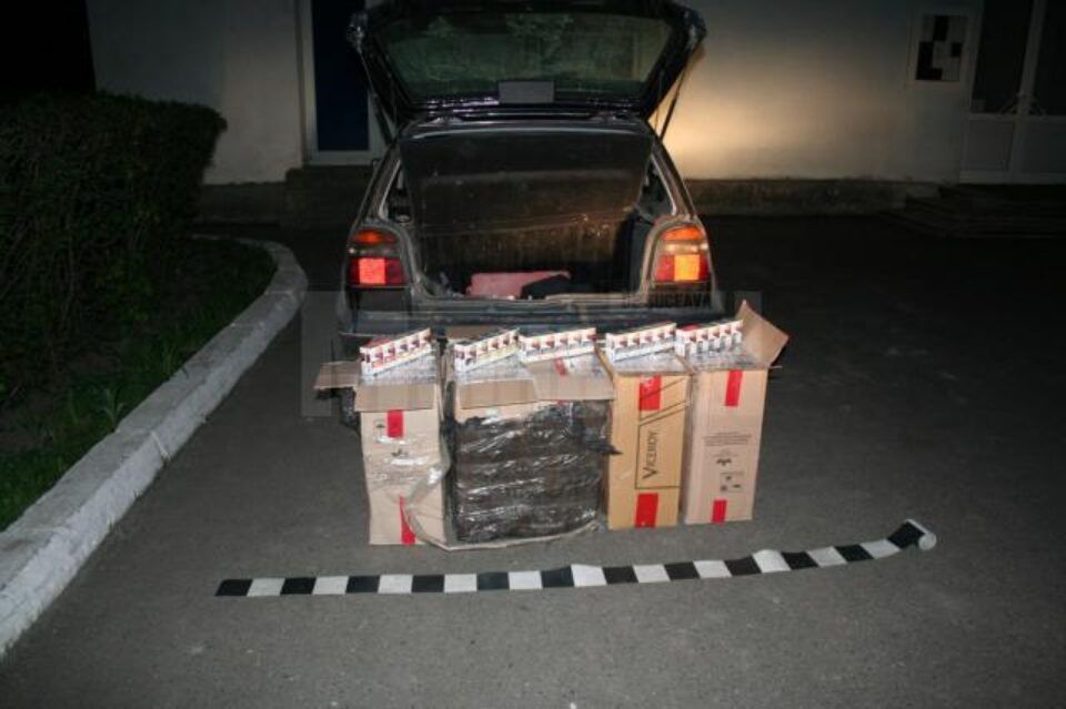 Țigările au fost ridicate în vederea confiscării iar autoturismul a fost indisponibilizat