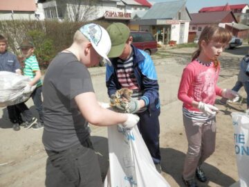 Activitate de curățenie în cartierul Obcini