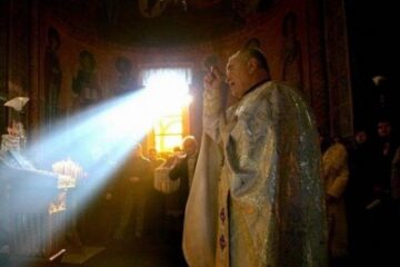 Slujbele sunt mai frumoase prin bucuria Învierii de care sunt inundate toate rânduielile liturgice