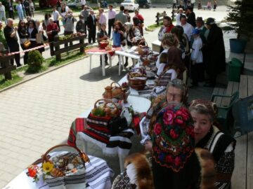 „Sărbătoarea coșurilor pascale”, o tradiție la Gura Humorului