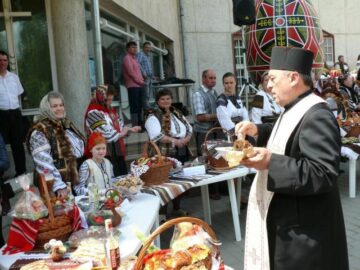 „Sărbătoarea coșurilor pascale”, o tradiție la Gura Humorului