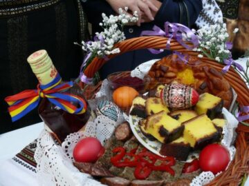 „Sărbătoarea coșurilor pascale”, o tradiție la Gura Humorului