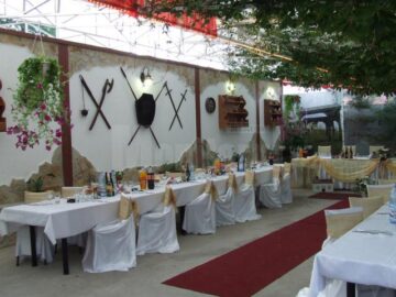 Petrecere la „Admiral Cetate”