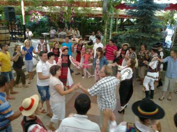 Petrecere la „Admiral Cetate”