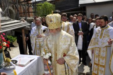 Primele clopote ale catedralei din Fălticeni au fost sfințite
