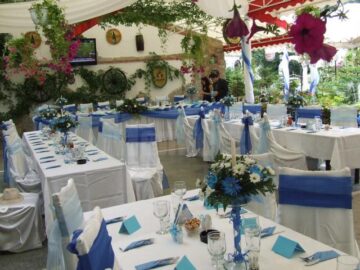 În restaurantul și grădina de vară Admiral Cetate se pot organiza nunți, botezuri, aniversări