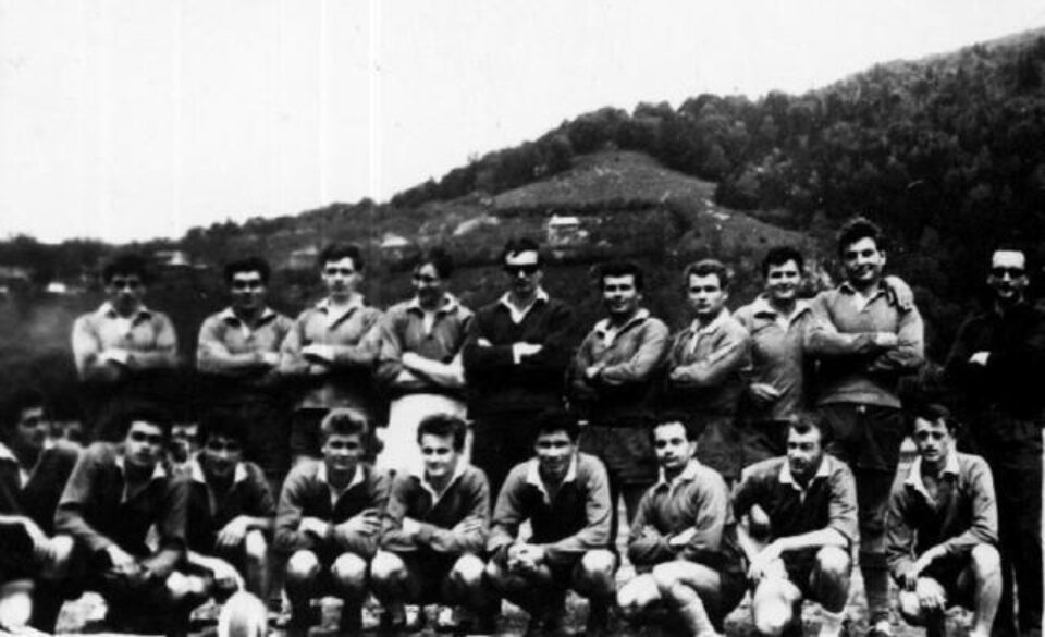 Prima echipă de rugby a Sucevei, TRC Constructorul formată și antrenată de inginerul Sebastian Mihalcea Prima echipă de rugby a Sucevei, TRC Constructorul formată și antrenată de inginerul Sebastian Mihalcea