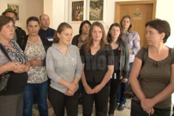 Părinții cer reprezentanților IȘJ să-l schimbe pe Teofil Creangă, acuzându-l pe acesta că terorizează copiii
