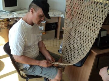 Patru asistați ai Centrului de Reabilitare Mitocu Dragomirnei au câștigat un concurs național de afișe