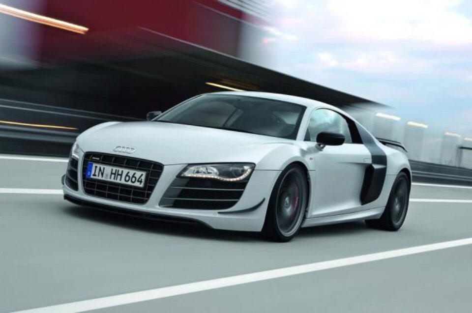 Audi va folosi fibra de carbon pe viitoarea generație R8