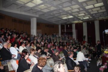 Sala Casei de Cultură a găzduit zeci de generații și profesori