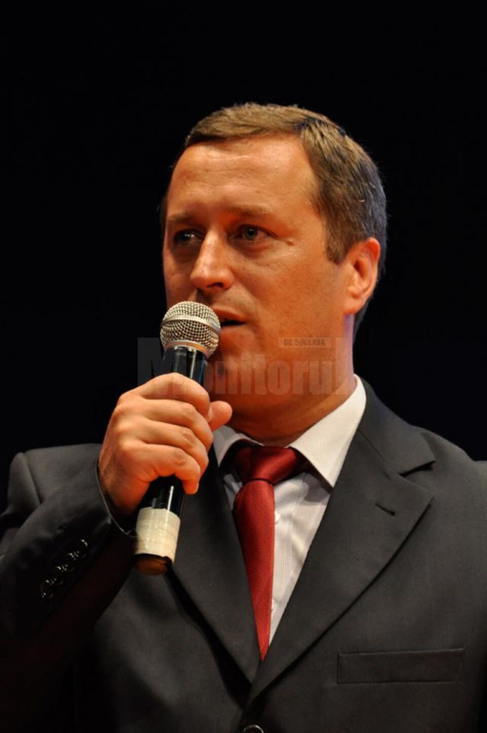 George Coroamă: „Investiția este una extrem de importantă, ținând cont că această zonă este o zonă turistică de maxim interes” George Coroamă: „Investiția este una extrem de importantă, ținând cont că această zonă este o zonă turistică de maxim interes”