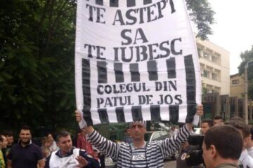 Copos, ironizat de suporterii Rapidului