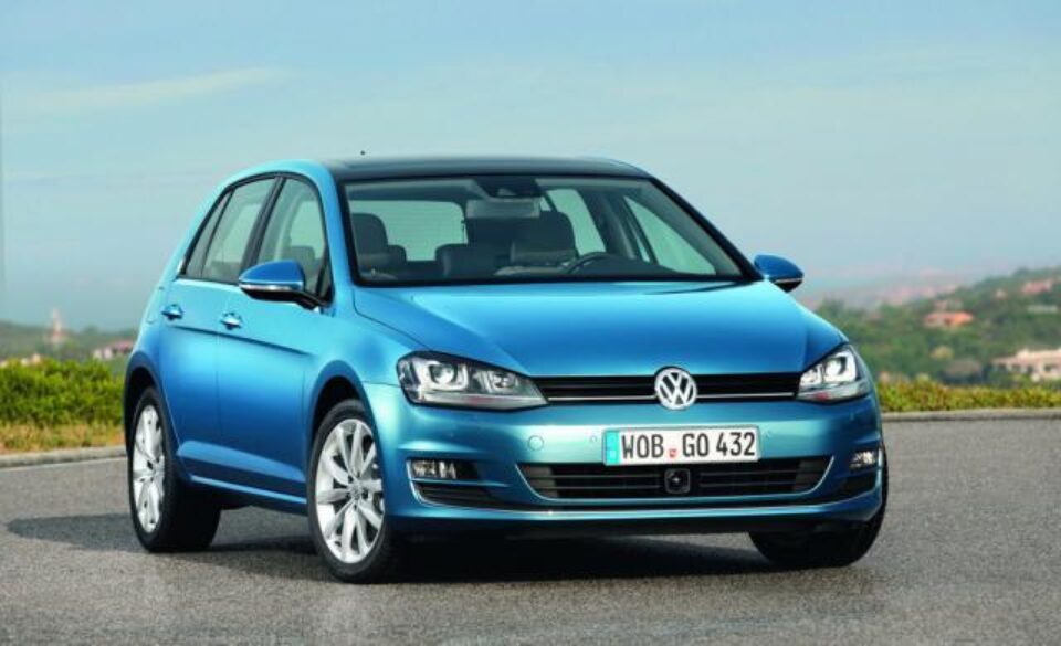 Volkswagen Golf VII se vinde peste așteptări