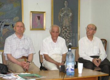 Vasile Pânzariu și Eugen Dimitriu, în stânga și dreapta, deținuți politici care au stat la închisoarea de la Suceava. Vasile Pânzariu a plecat dintre noi luna trecută