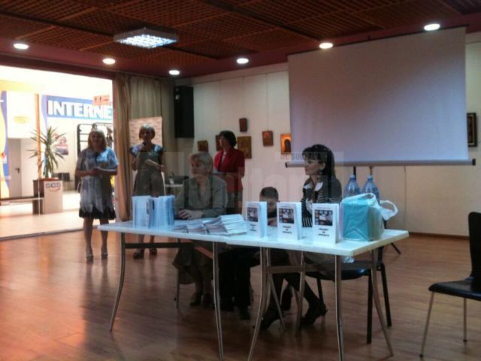 Micul poet și-a lansat volumul și la Suceava