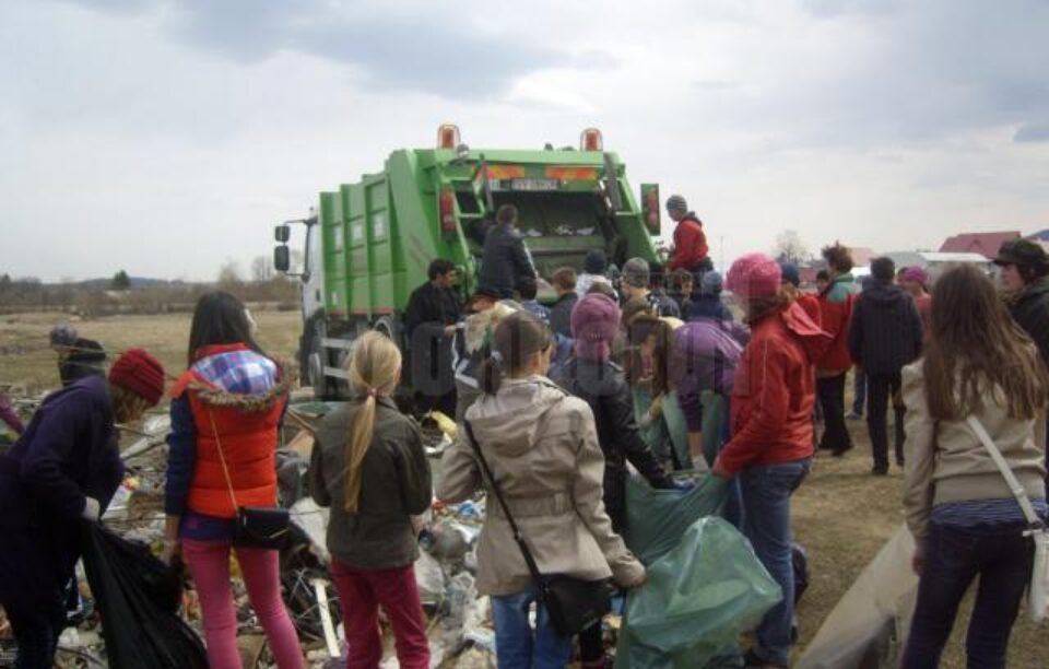 Copiii de la Școala Bivolărie au derulat diverse activități ecologice