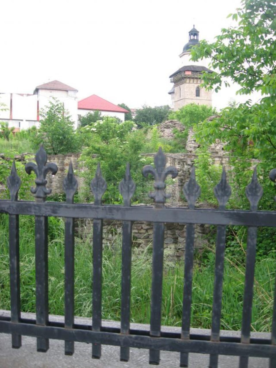 Aspectul dezolant al ruinelor Curții Domnești