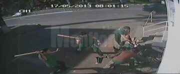 Imagini surprinse de o cameră de supraveghere instalată în zona în care a avut loc bătaia