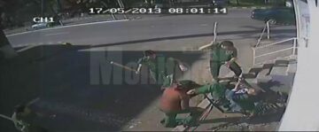 Imagini surprinse de o cameră de supraveghere instalată în zona în care a avut loc bătaia