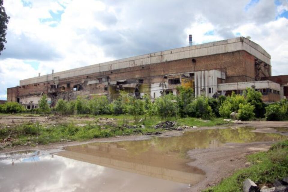 Peste 30.000 de mp de clădiri ale gigantului AMBRO vor fi demolate