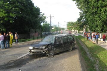 Accident cu trei răniți pe DN 29, la Dumbrăveni