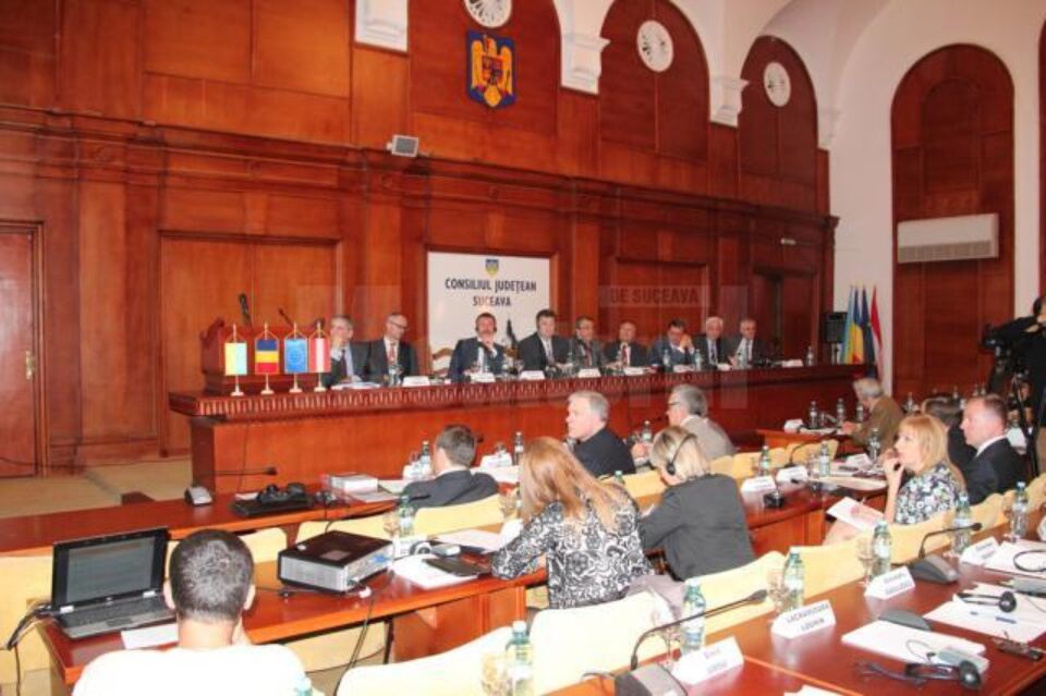 A treia ediție a simpozionului „Dialog Bucovinean”
