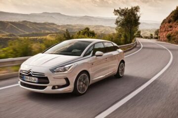 Citroën DS4 și DS5 vin în ediția limitată Pure Pearl