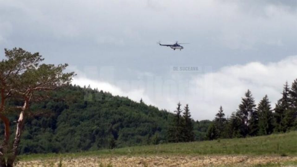 Acțiunea este coordonată dintr-un elicopter al Inspectoratului General al Aviației Române