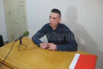 Printr-un simplu telefon, Ovidiu Rusu i-a dat ordin șefului IPJ Neamț să facă percheziții în arestul unității și să mute un deținut dintr-o celulă în alta