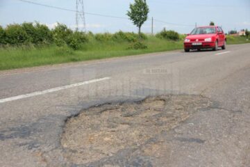 DN 2H, în stare proastă pe multe porțiuni
