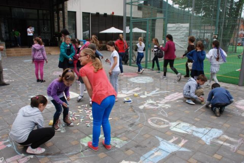 Copiii din Câmpulung Moldovenesc au participat la diferite acțiuni organizate la complexul Aquarius