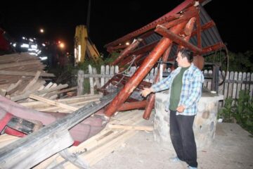 Leagănul în care s-au aflat bărbatul și fiica sa, în clipele dinainte de tragedie