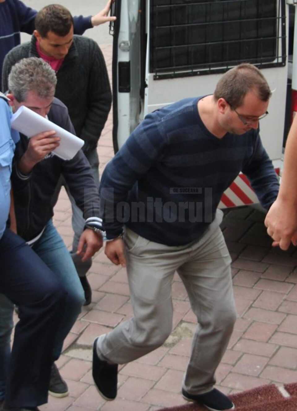 Alte trei persoane arestate în acest dosar au fost puse în libertate