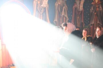 Noi credem că întâietatea noastră în fața lui Dumnezeu constă în lucruri de suprafață, dar ne înșelăm
