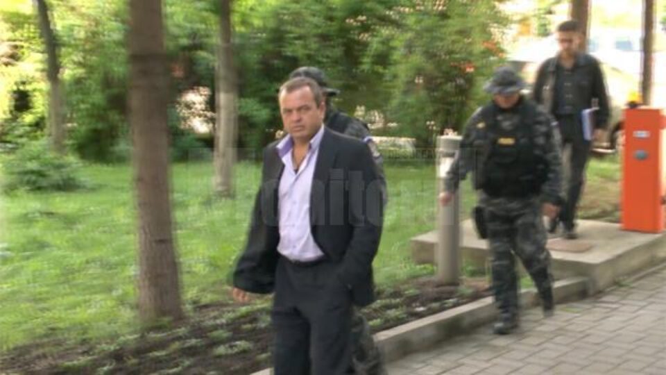 Omul de afaceri Vasile Florea va fi cercetat în libertate