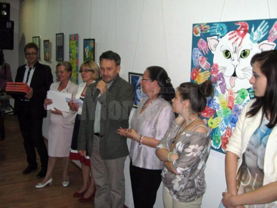 „Micii Picasso”, expoziție aniversară la City Gallery
